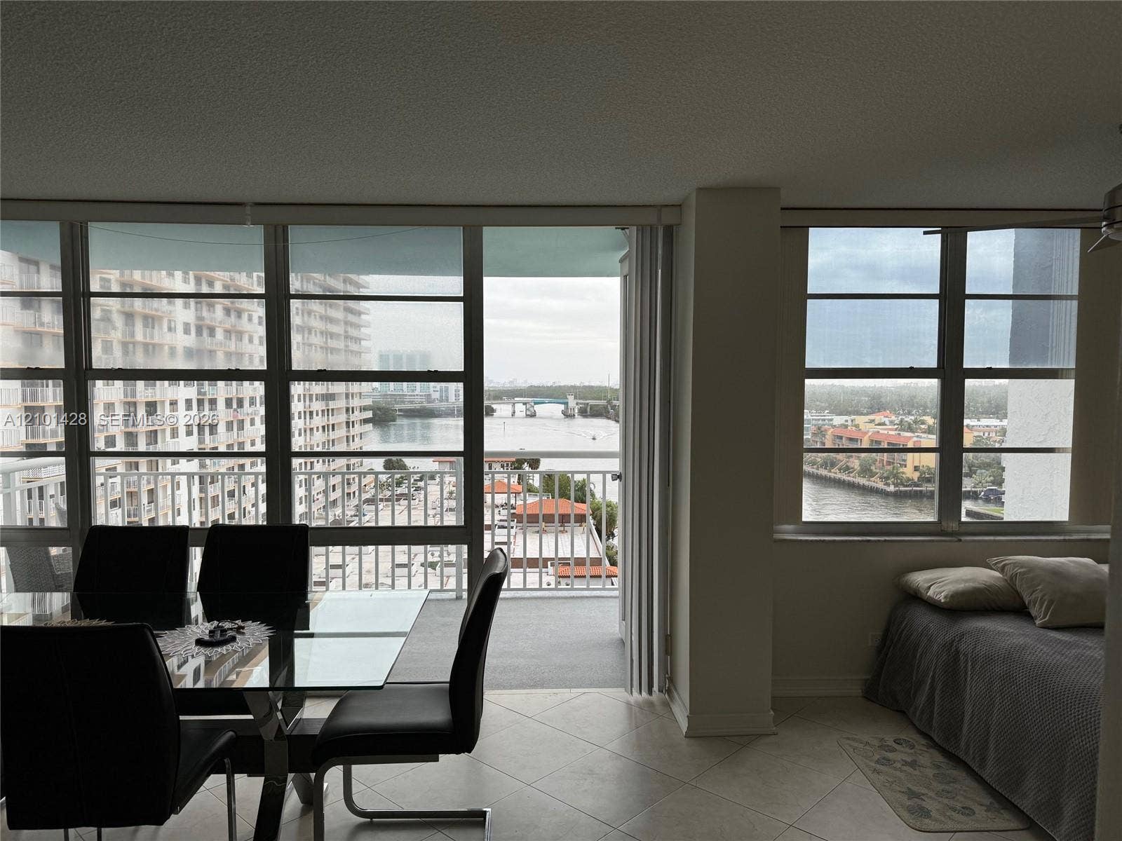 301 174th Street, #1105, Sunny Isles Beach, FL 33160 Photo 16