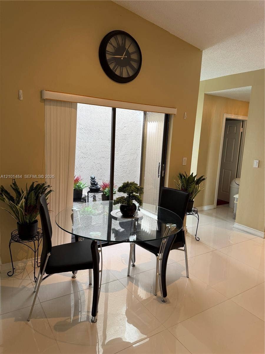 17819 NW 66th Ct Circle, Hialeah, FL 33015 Photo 22
