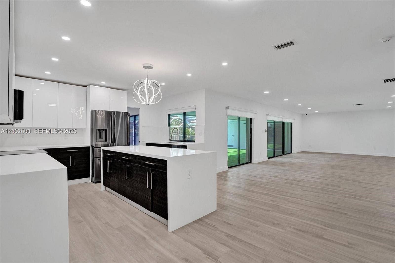 2310 NE 195th Street, Miami, FL 33180 Photo 8