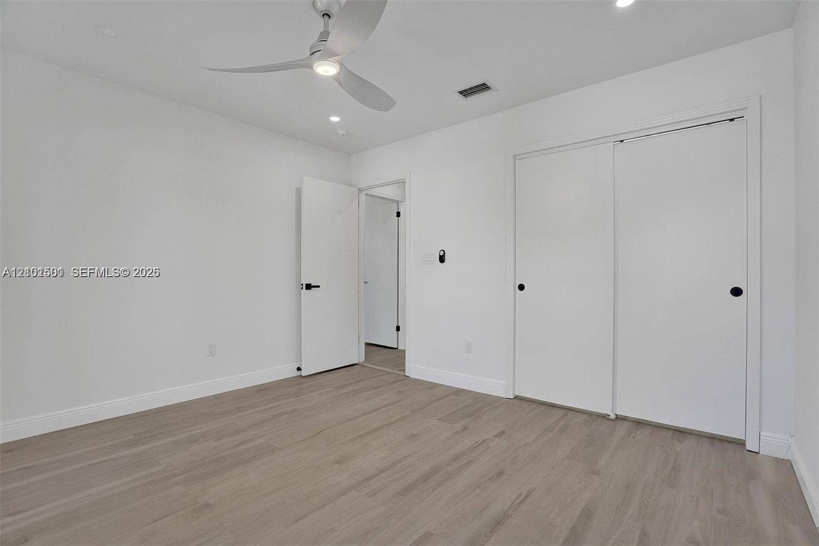 2310 NE 195th Street, Miami, FL 33180 Photo 11