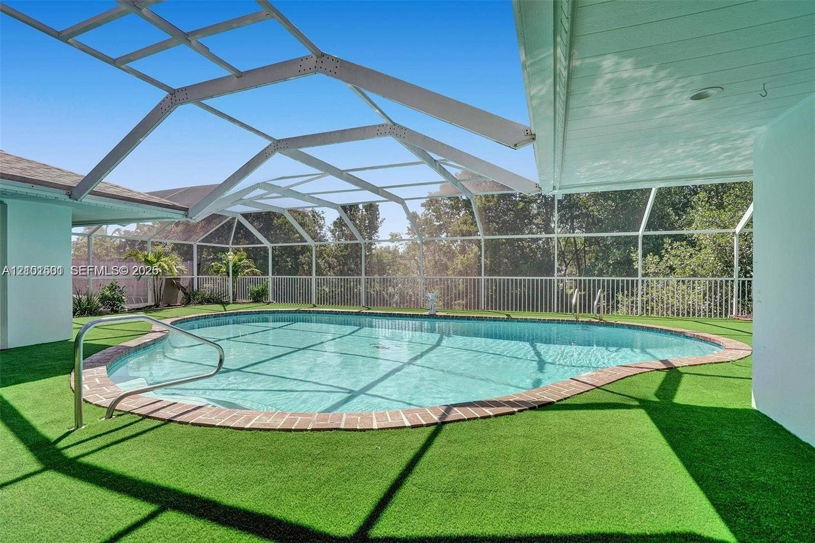 2310 NE 195th Street, Miami, FL 33180 Photo 24