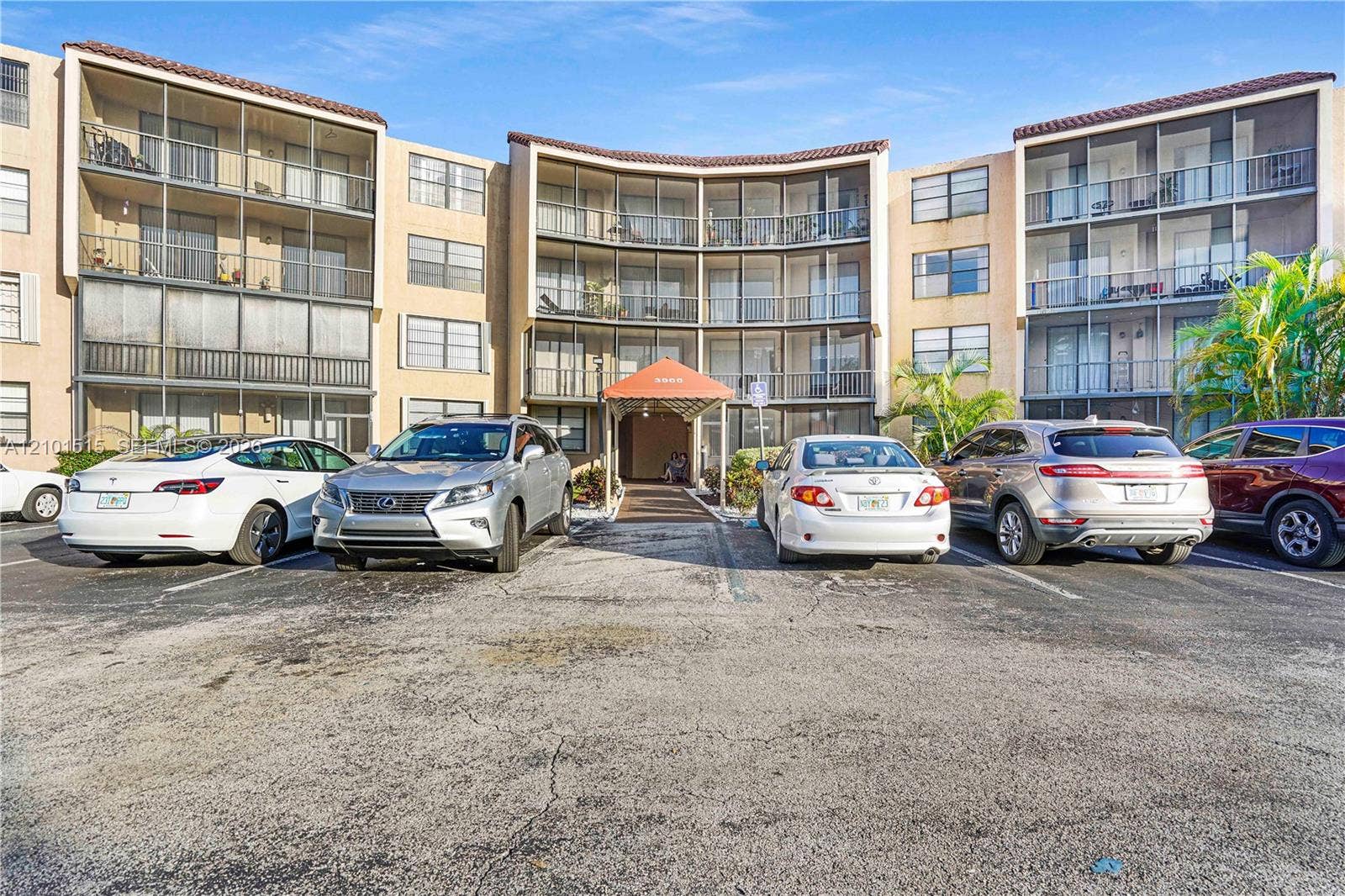 3900 N Hills Drive, #307, Hollywood, Hollywood, FL 33021 Photo 29