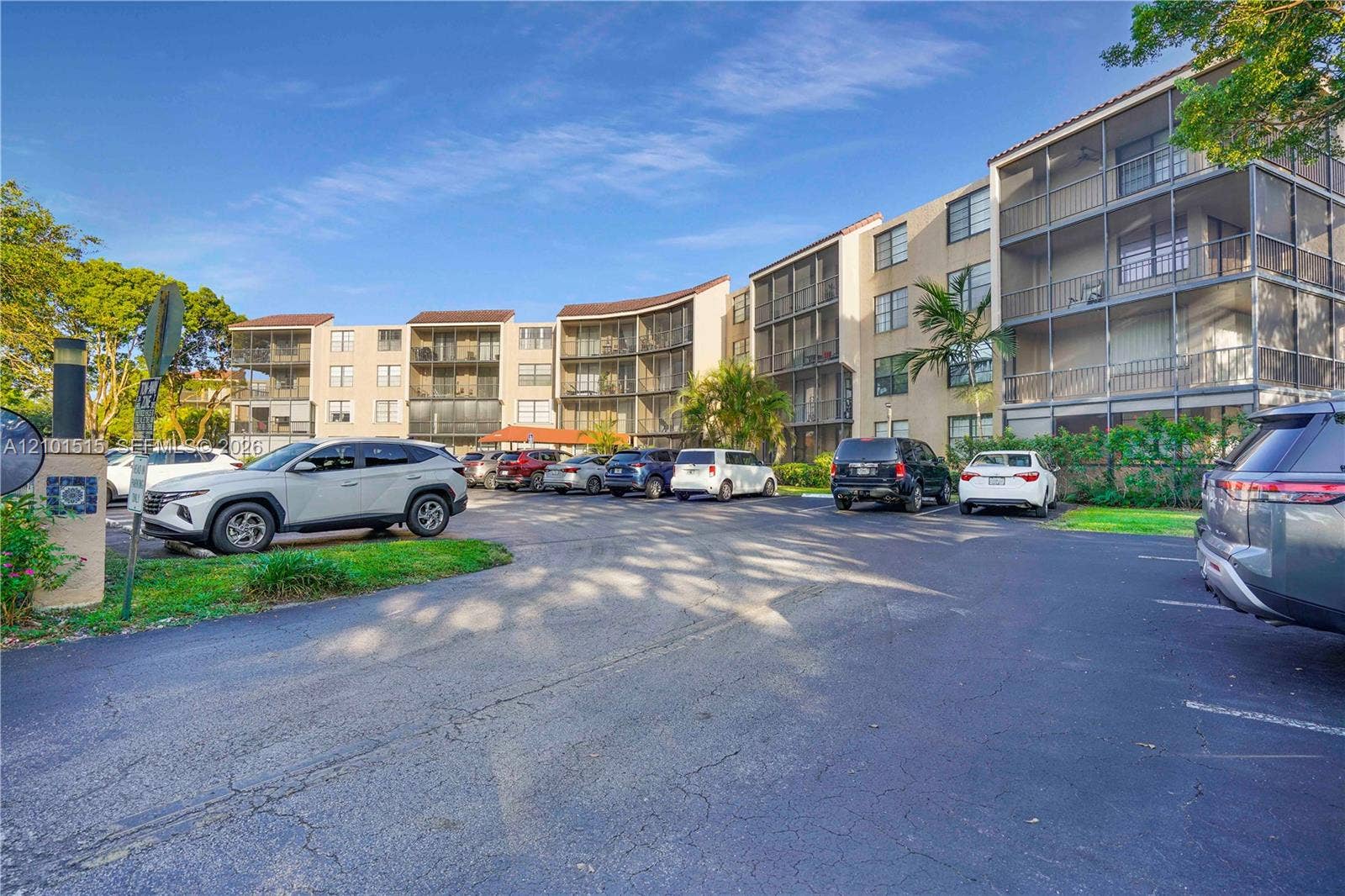 3900 N Hills Drive, #307, Hollywood, Hollywood, FL 33021 Photo 26