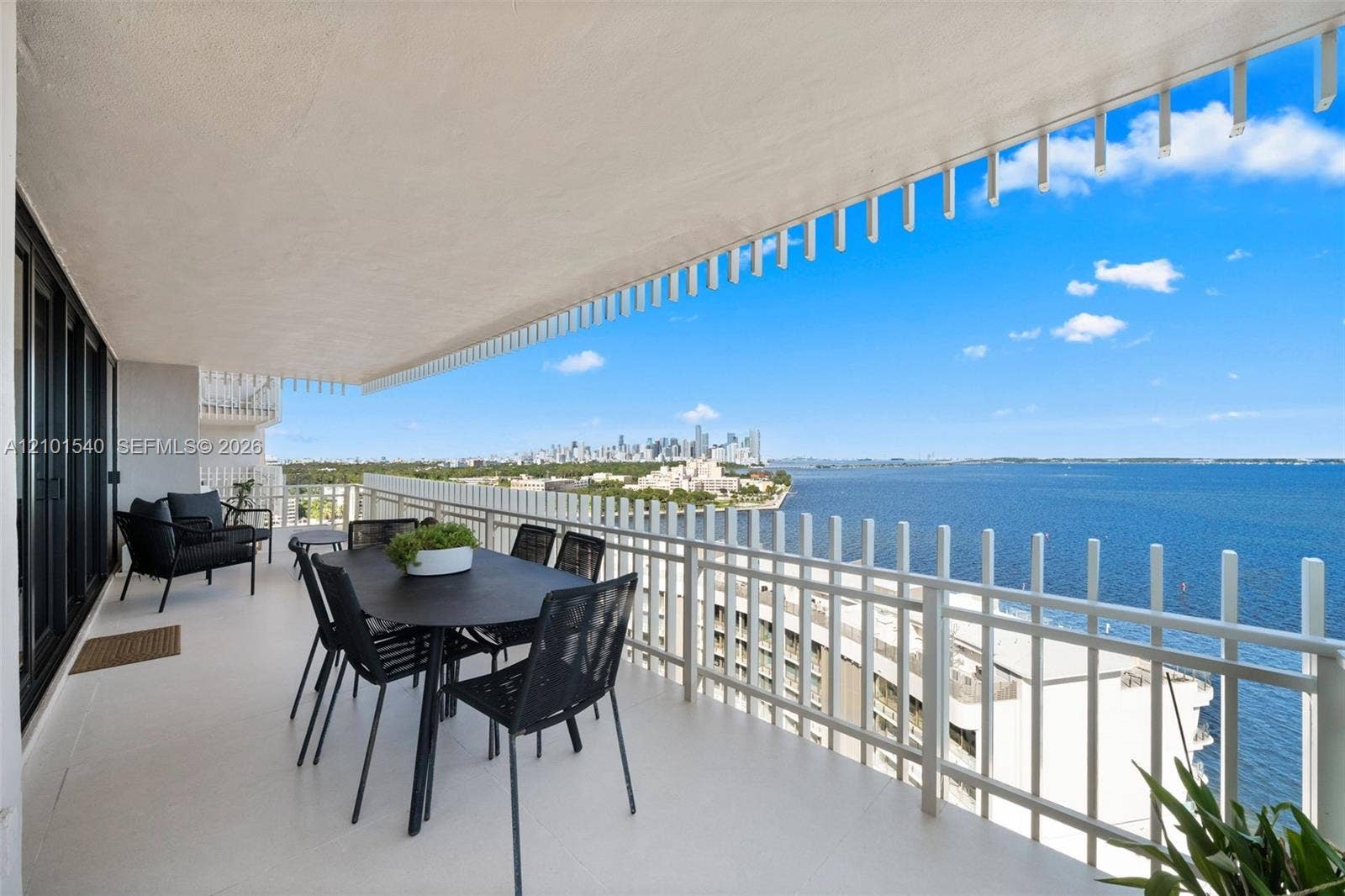 3 Grove Isle Drive, #C1701, Miami, FL 33133 Photo 3