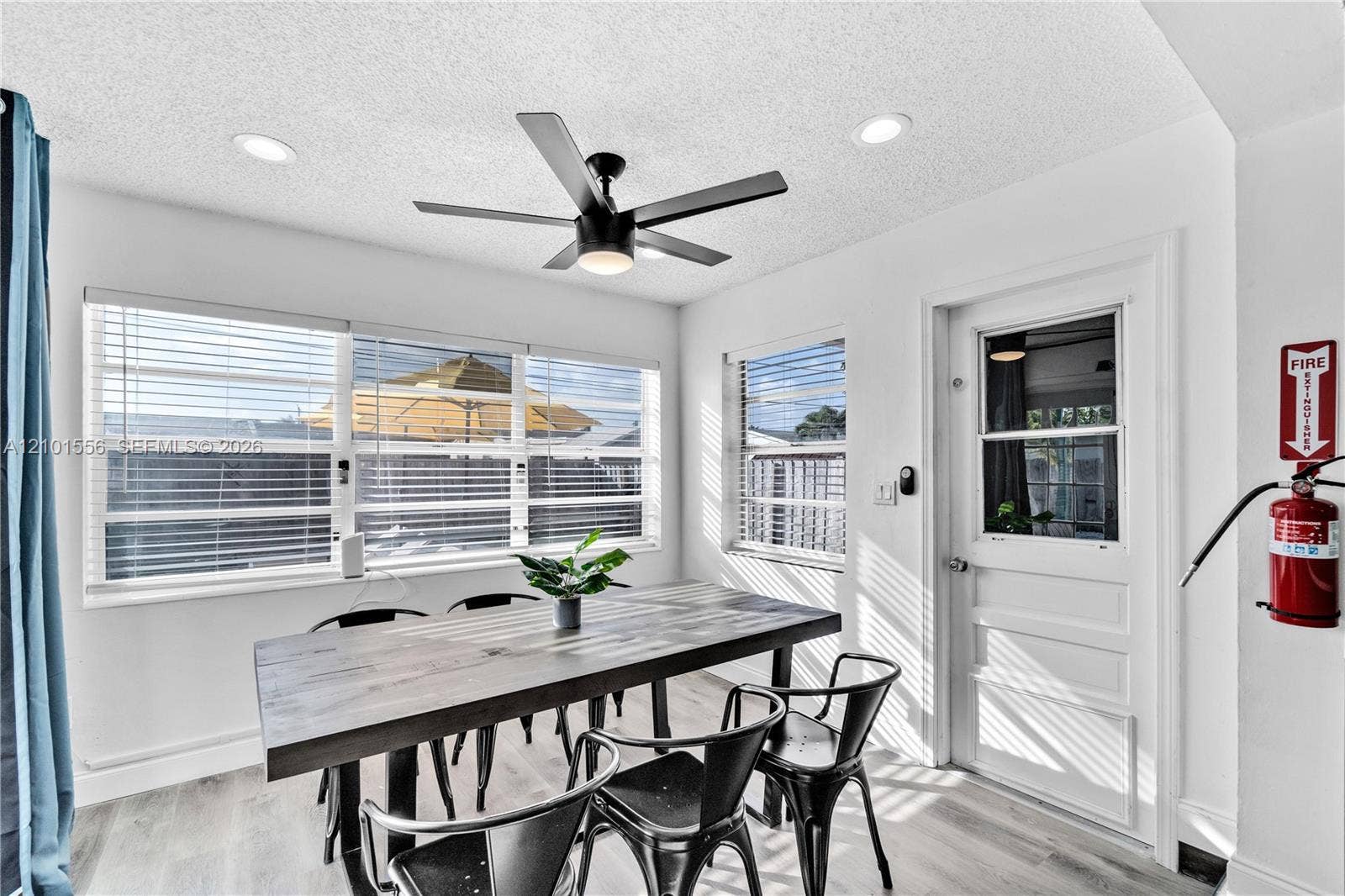 730 N 72nd Terrace, Hollywood, Hollywood, FL 33024 Photo 9