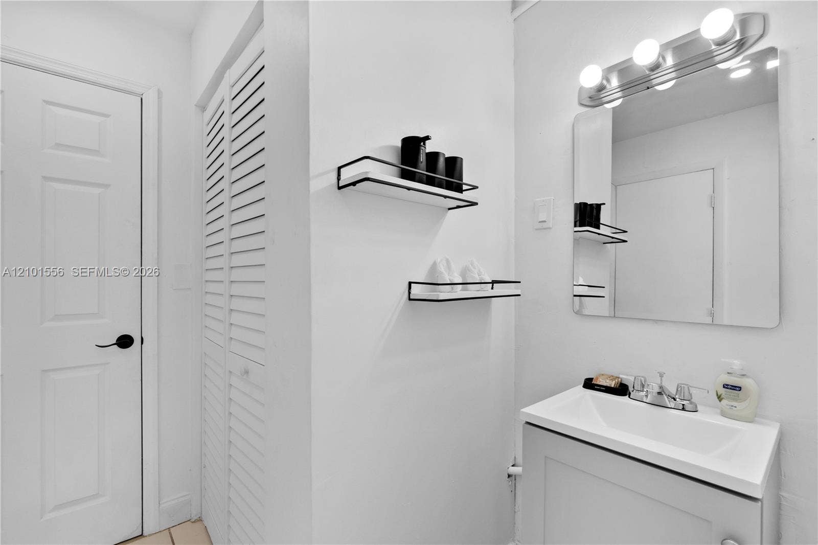 730 N 72nd Terrace, Hollywood, Hollywood, FL 33024 Photo 13