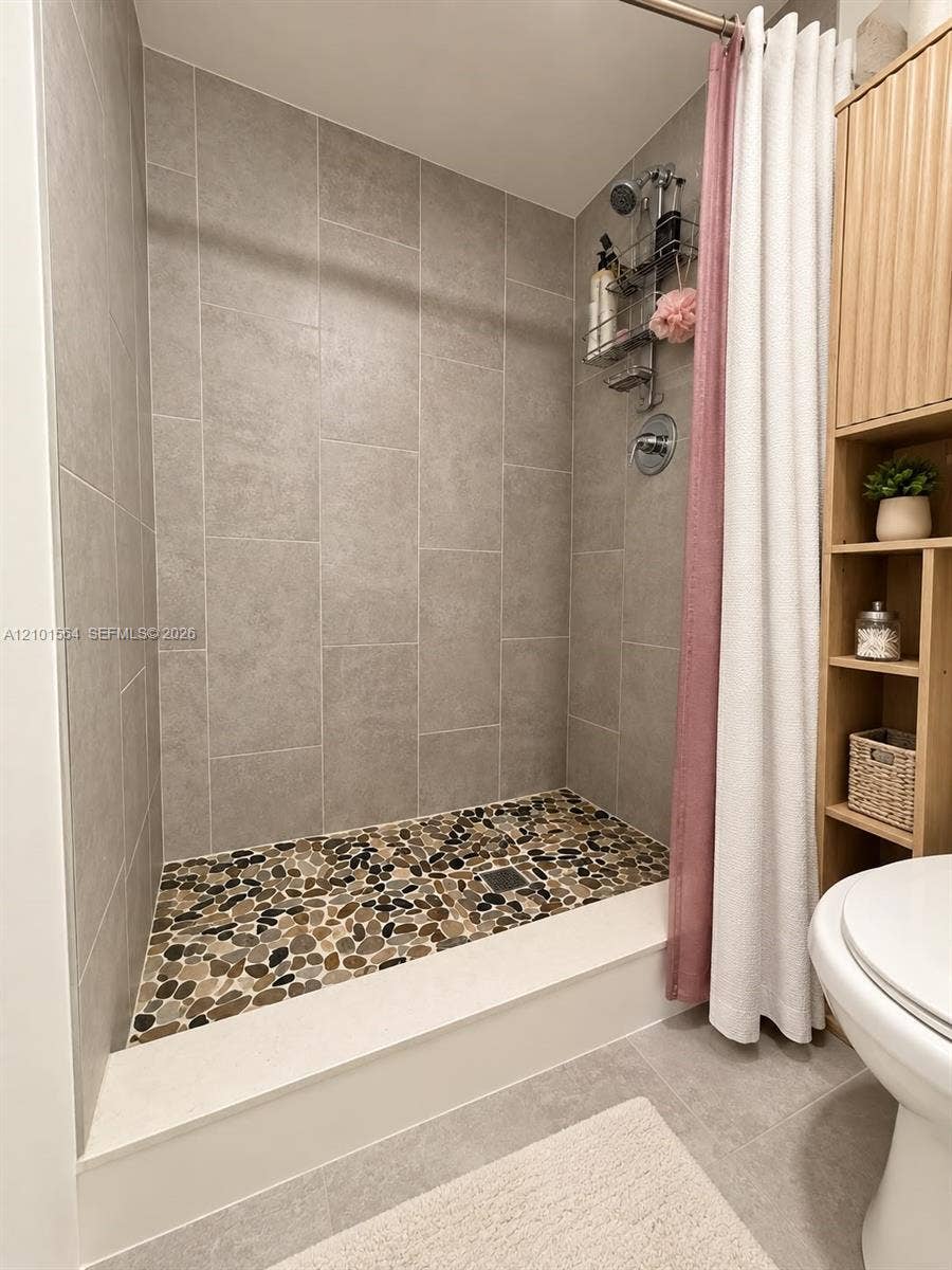 3101 N Country Club Drive, #307, Aventura, FL 33180 Photo 14