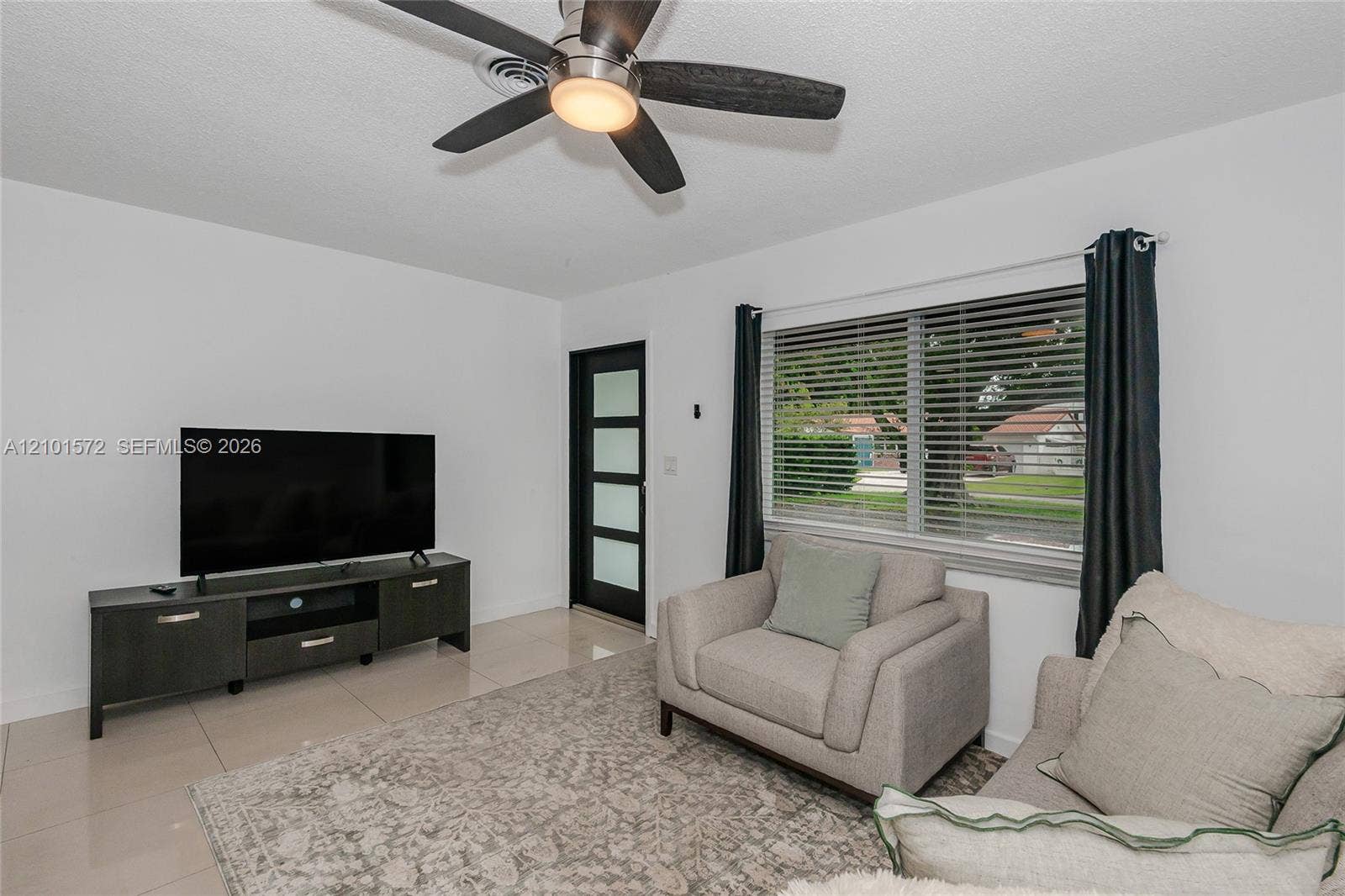 709 SW 14th Court, #1-2, Fort Lauderdale, Fort Lauderdale, FL 33315 Photo 6