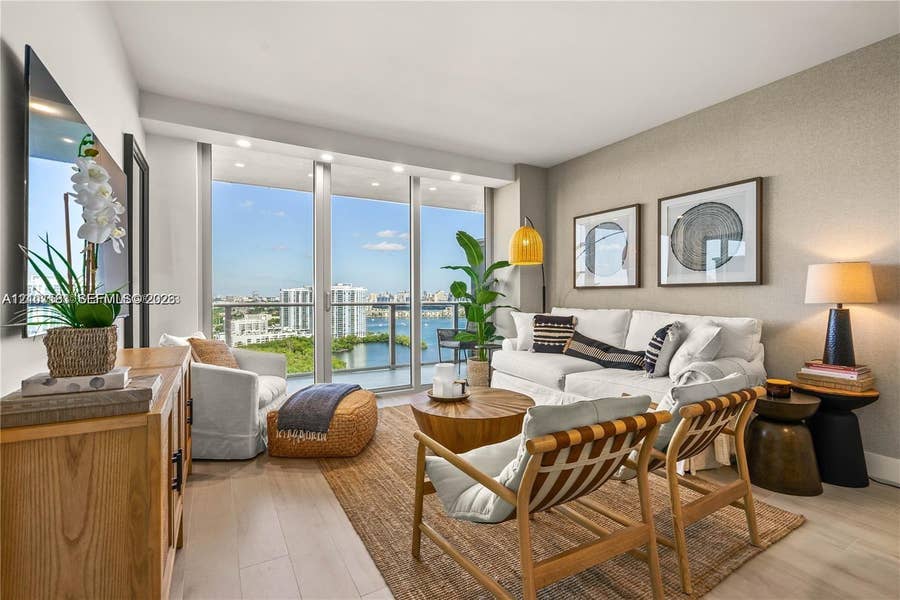 Property photo for 16385 Biscayne Boulevard, #2406, North Miami Beach, FL