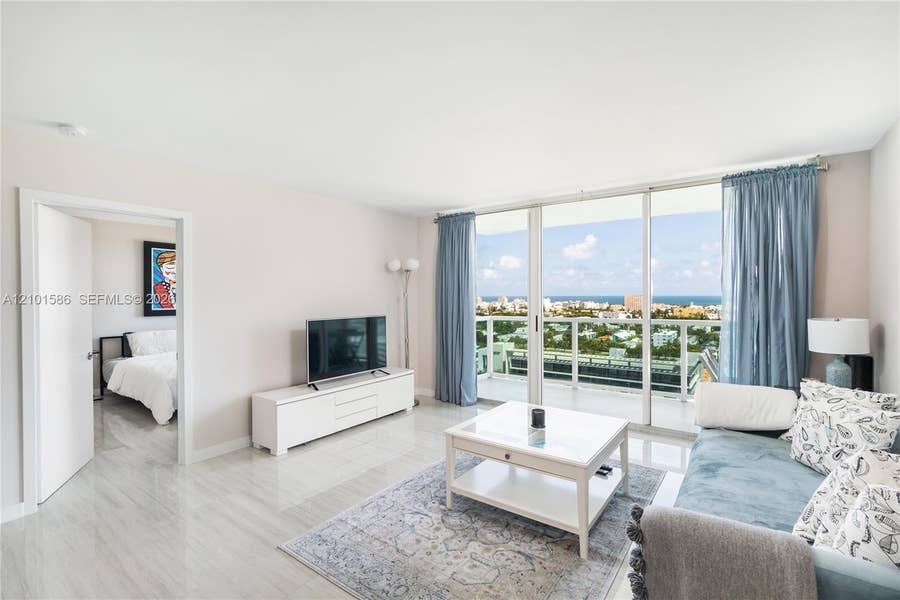 Property photo for 650 West Avenue, #1708, Miami Beach, FL