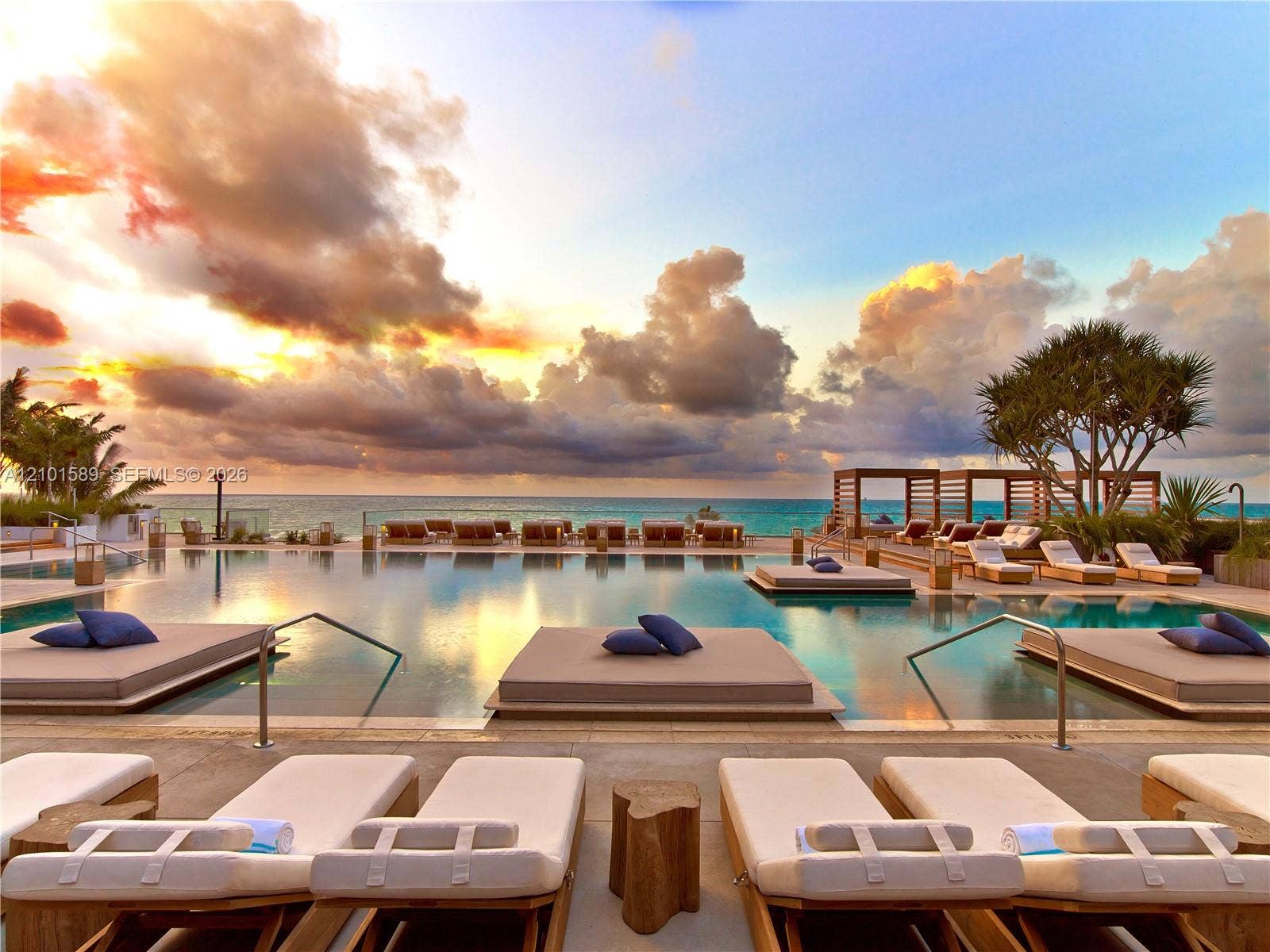 102 N 24th Street, #1244, Miami Beach, FL 33139 Main Pool