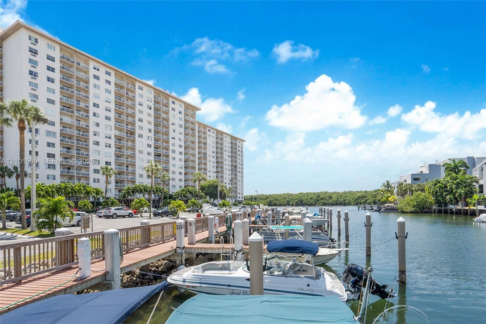 400 Kings Point Drive, #1404, Sunny Isles Beach, Sunny Isles Beach, FL 33160 Photo 15