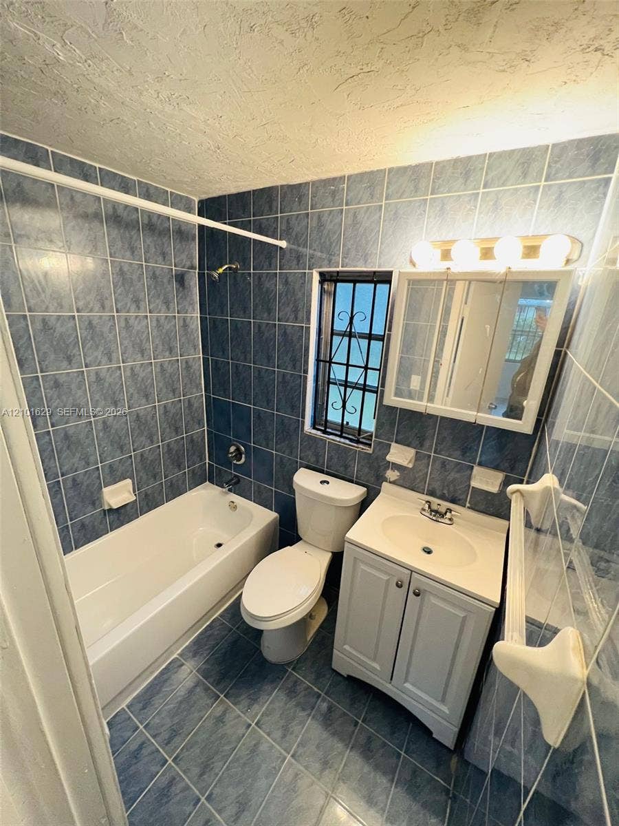 2335 W Bunche Park Drive, Miami Gardens, Miami Gardens, FL 33054 Bath #2