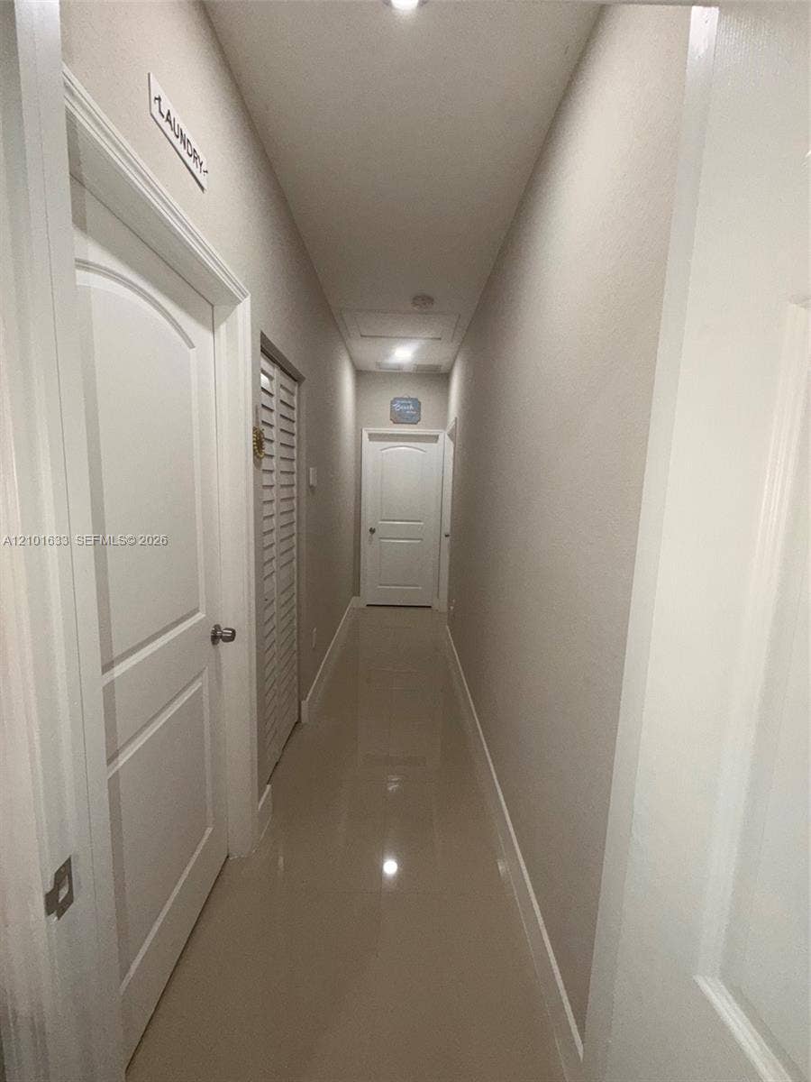 Open hallway in to private en suites. 2BR/2BA.