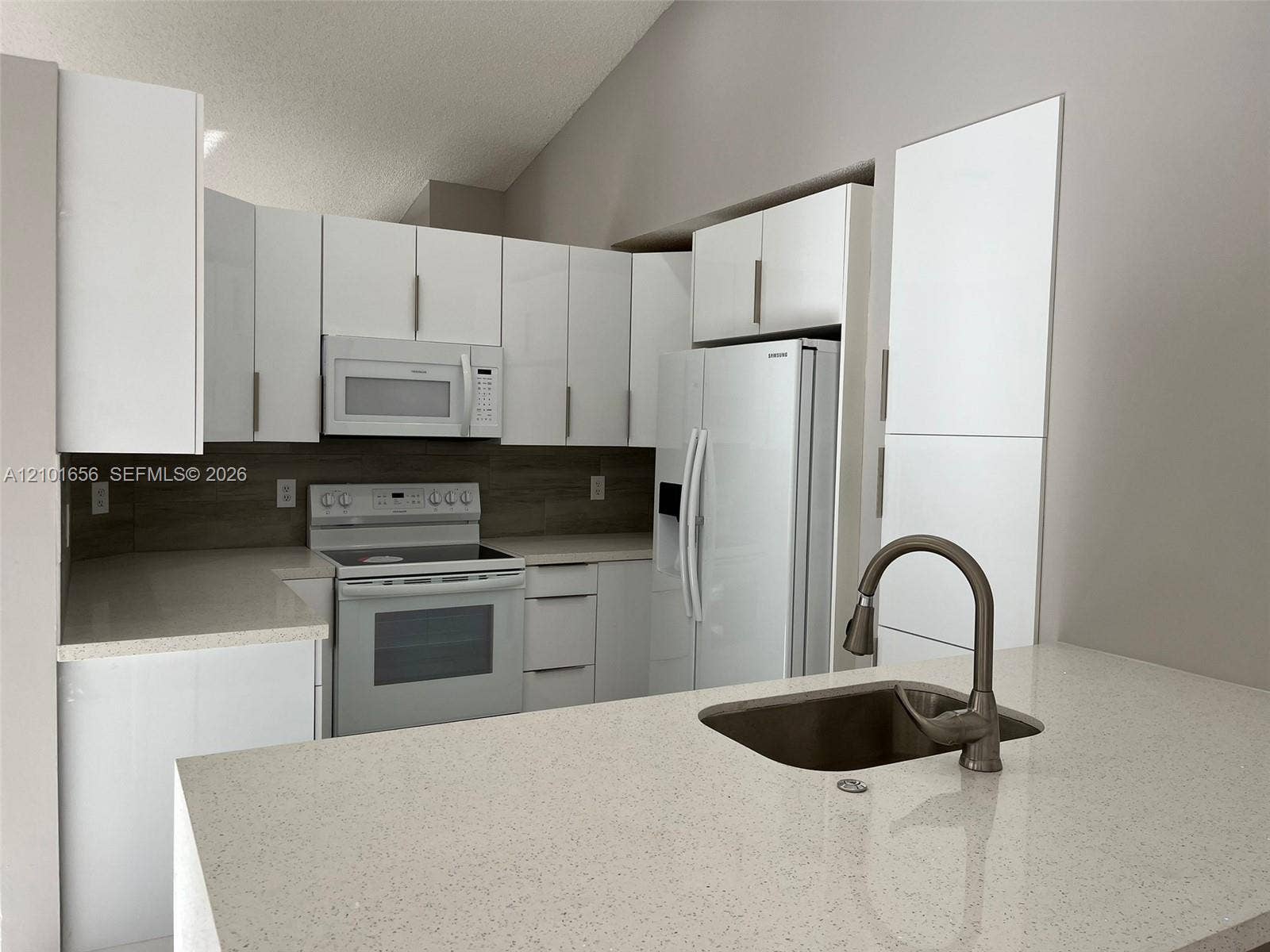 1542 Presidio Drive, #1542, Weston, Weston, FL 33327 Photo 5