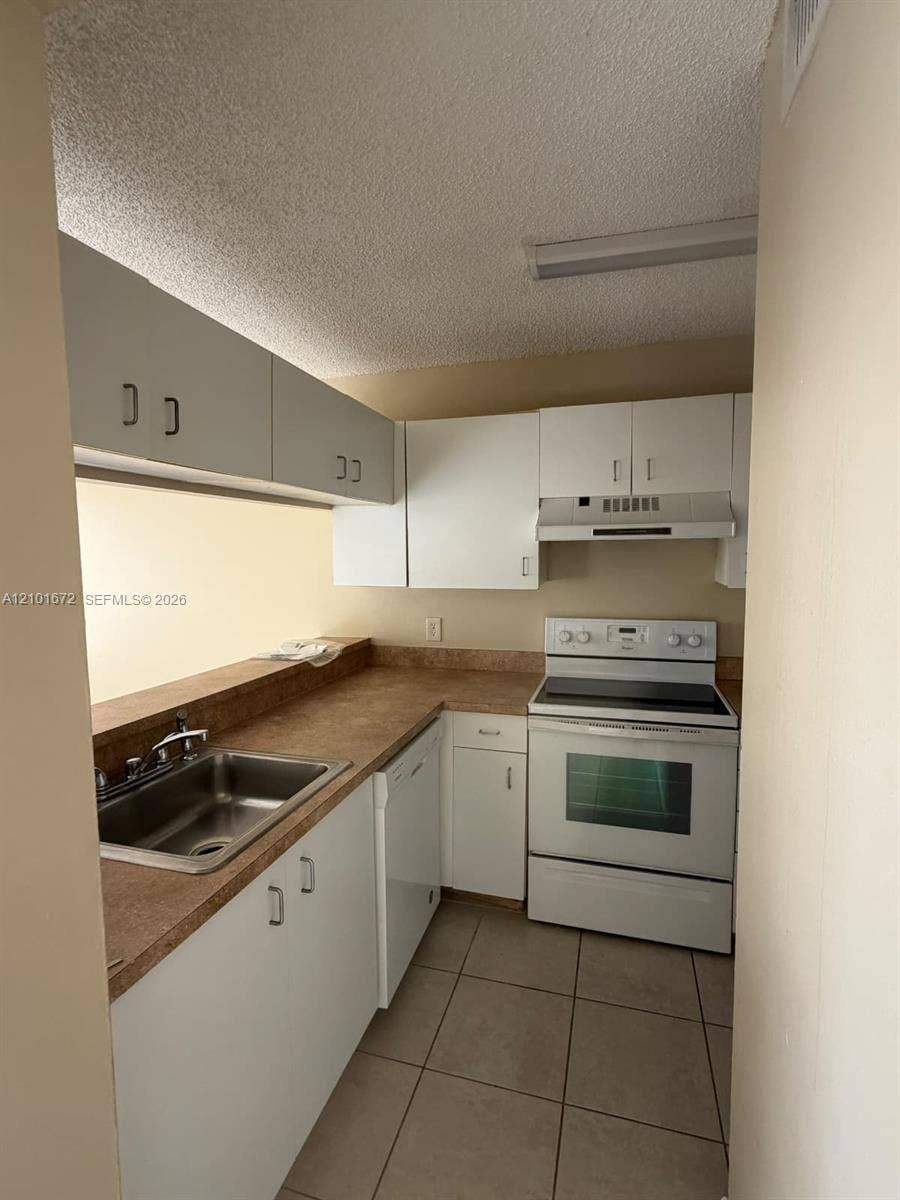 1033 Coral Club Drive, #1033, Coral Springs, Coral Springs, FL 33071 Photo 2