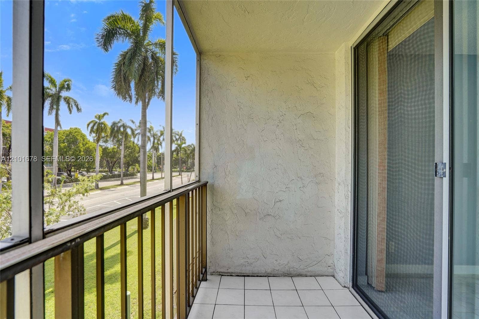2000 Atlantic Shores Boulevard, #207, Hallandale Beach, Hallandale Beach, FL 33009 Photo 18