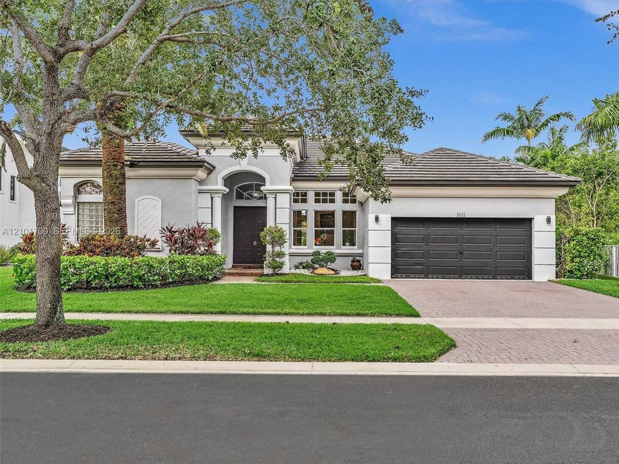 Property photo for 3000 SW 194th Terrace, Miramar, FL