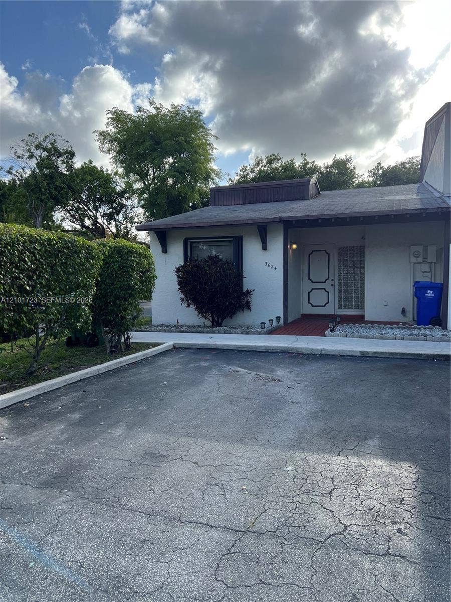 Property photo for 3624 SW 68th Lane, #6-D, Miramar, FL
