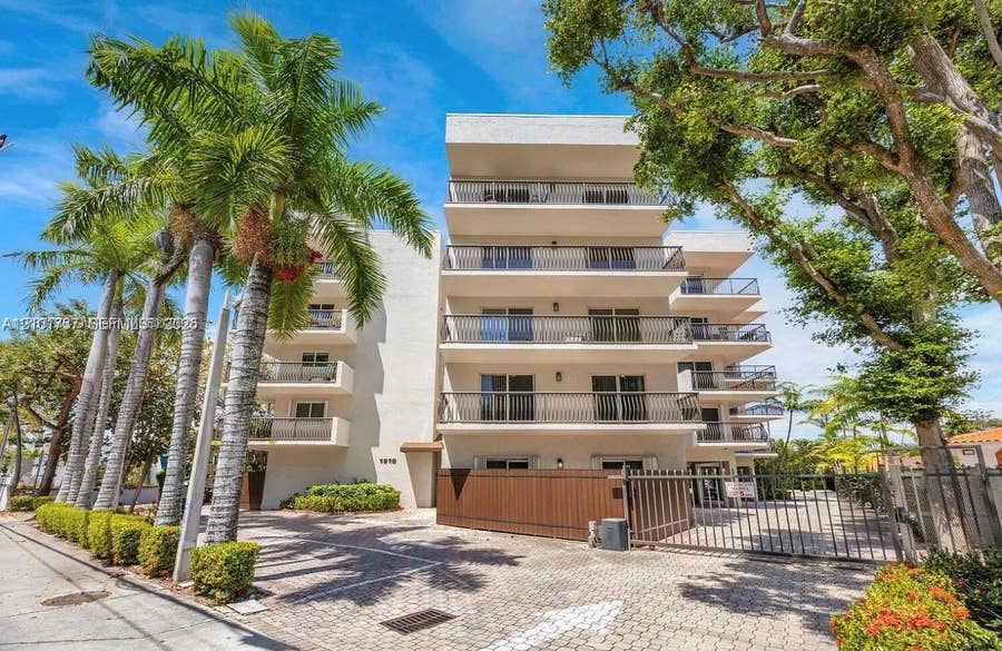 Property photo for 1918 Brickell Avenue, #204, Miami, FL
