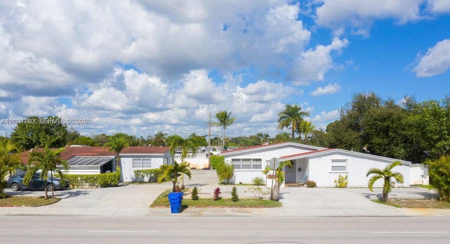 Property photo for 7121 Taft Street, #c, Hollywood, FL