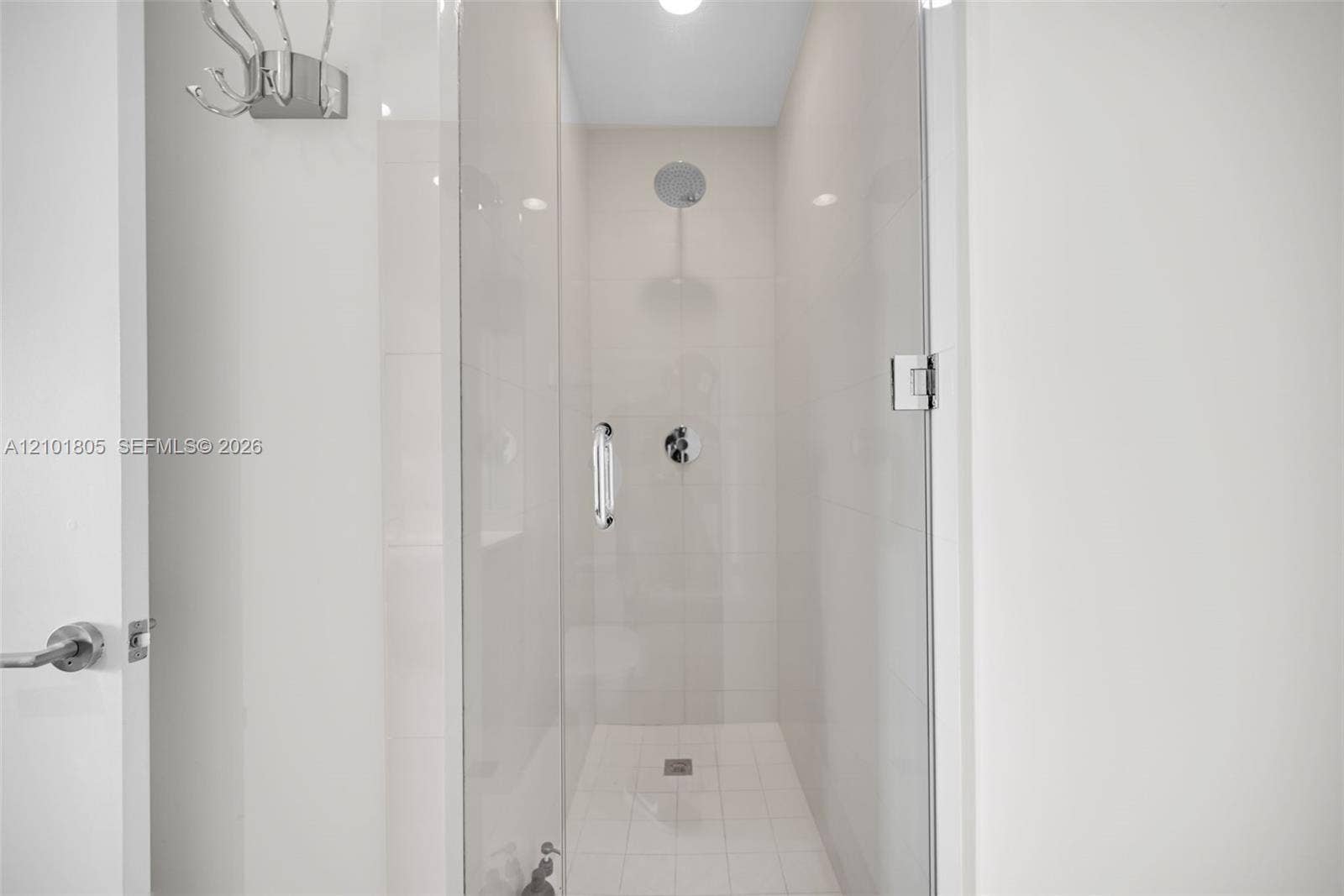 Secondary En-Suite