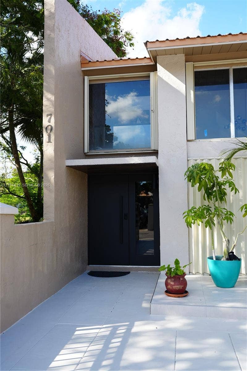 701 E Coco Plum Circle, #8, Plantation, Plantation, FL 33324 Photo 36