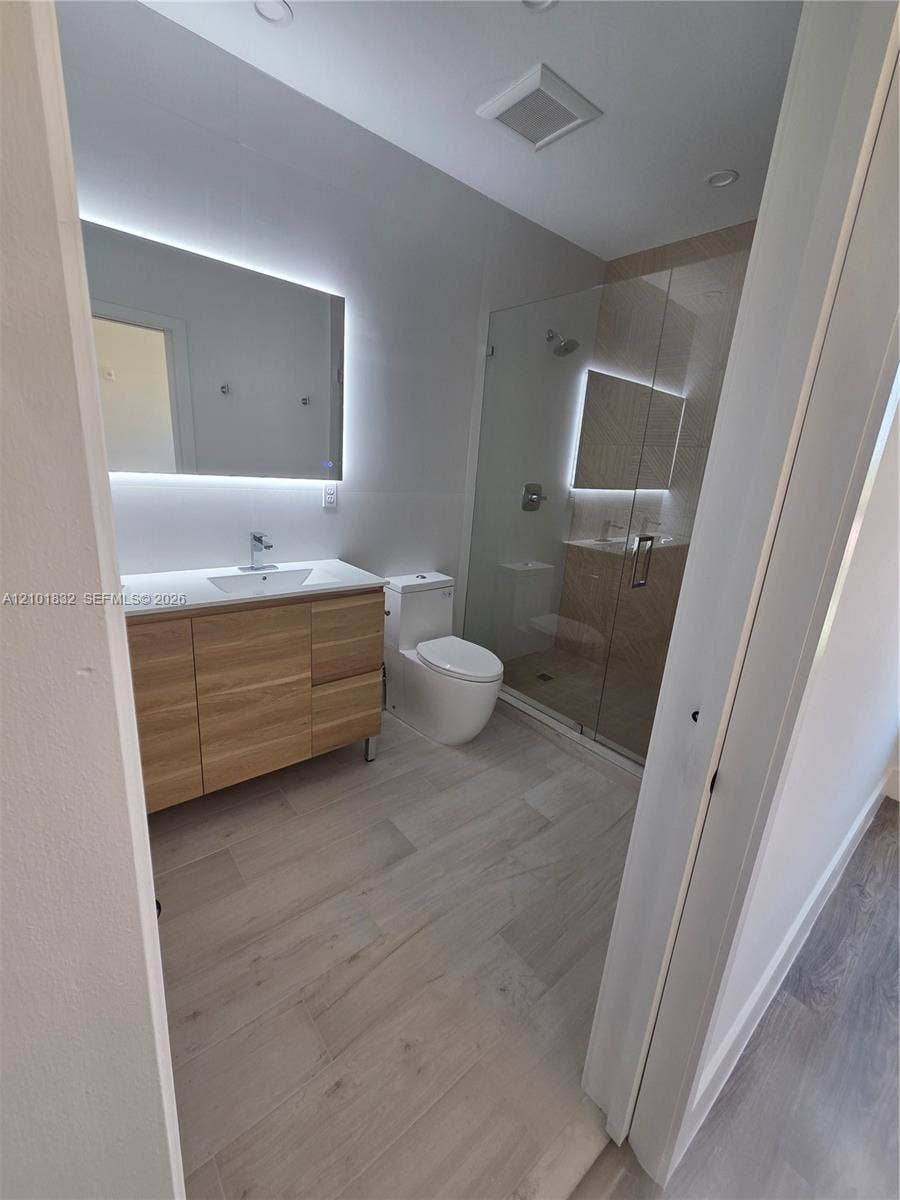 401 Pembroke Road, #201, Hallandale Beach, Hallandale Beach, FL 33009 Photo 27