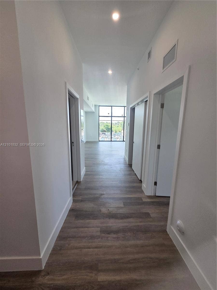 401 Pembroke Road, #201, Hallandale Beach, Hallandale Beach, FL 33009 Photo 4