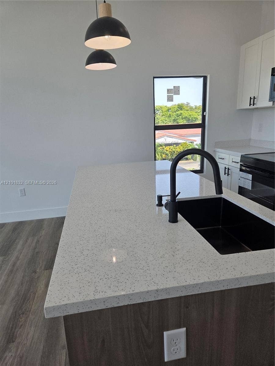 401 Pembroke Road, #201, Hallandale Beach, Hallandale Beach, FL 33009 Photo 14