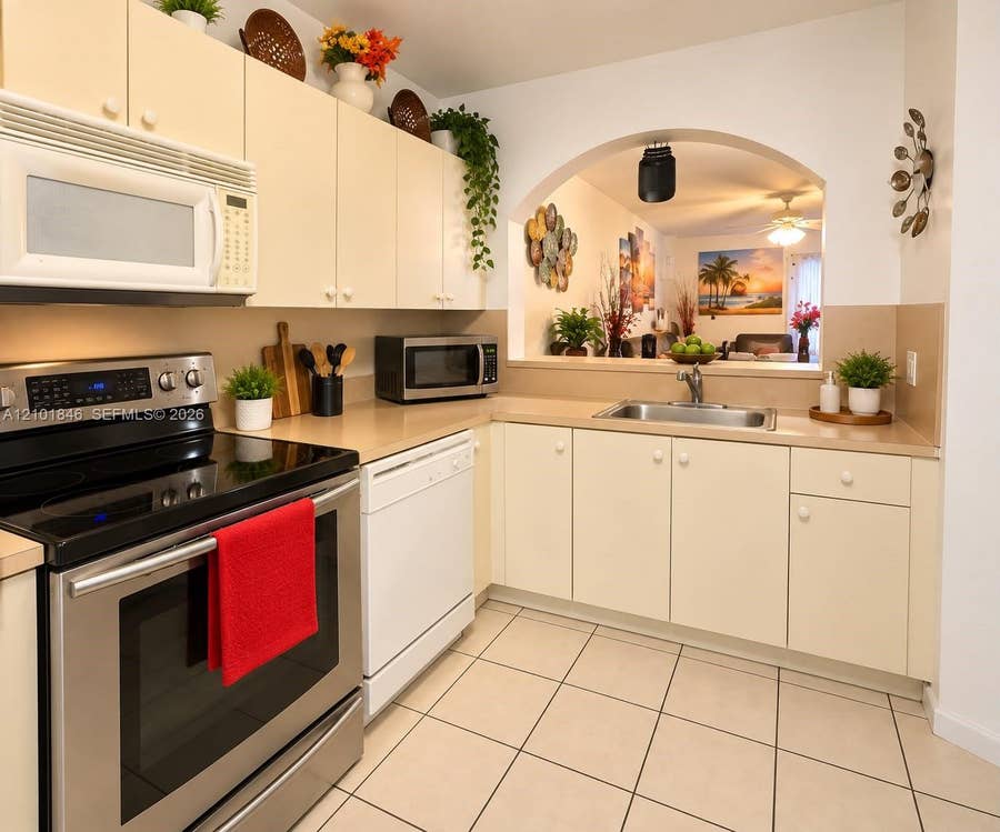 Property photo for 1271 SE 29th Street, #104-24, Homestead, FL
