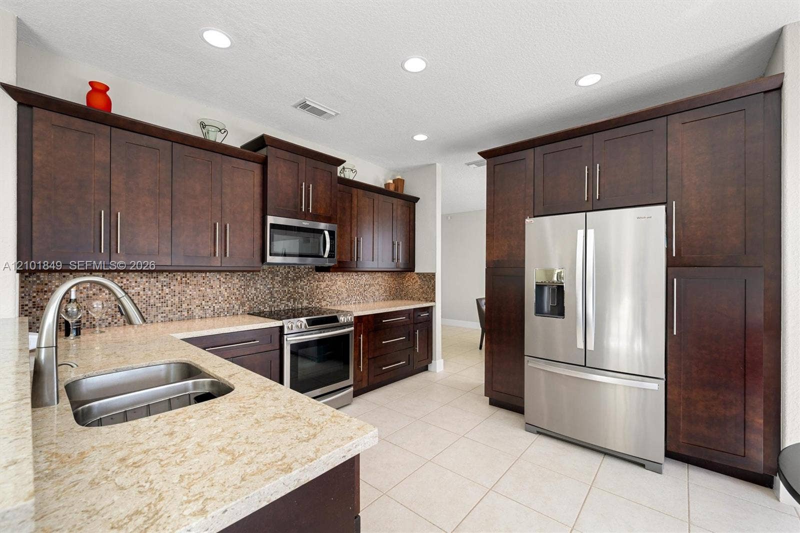 17426 NW 7th Street, Pembroke Pines, FL 33029 Photo 9
