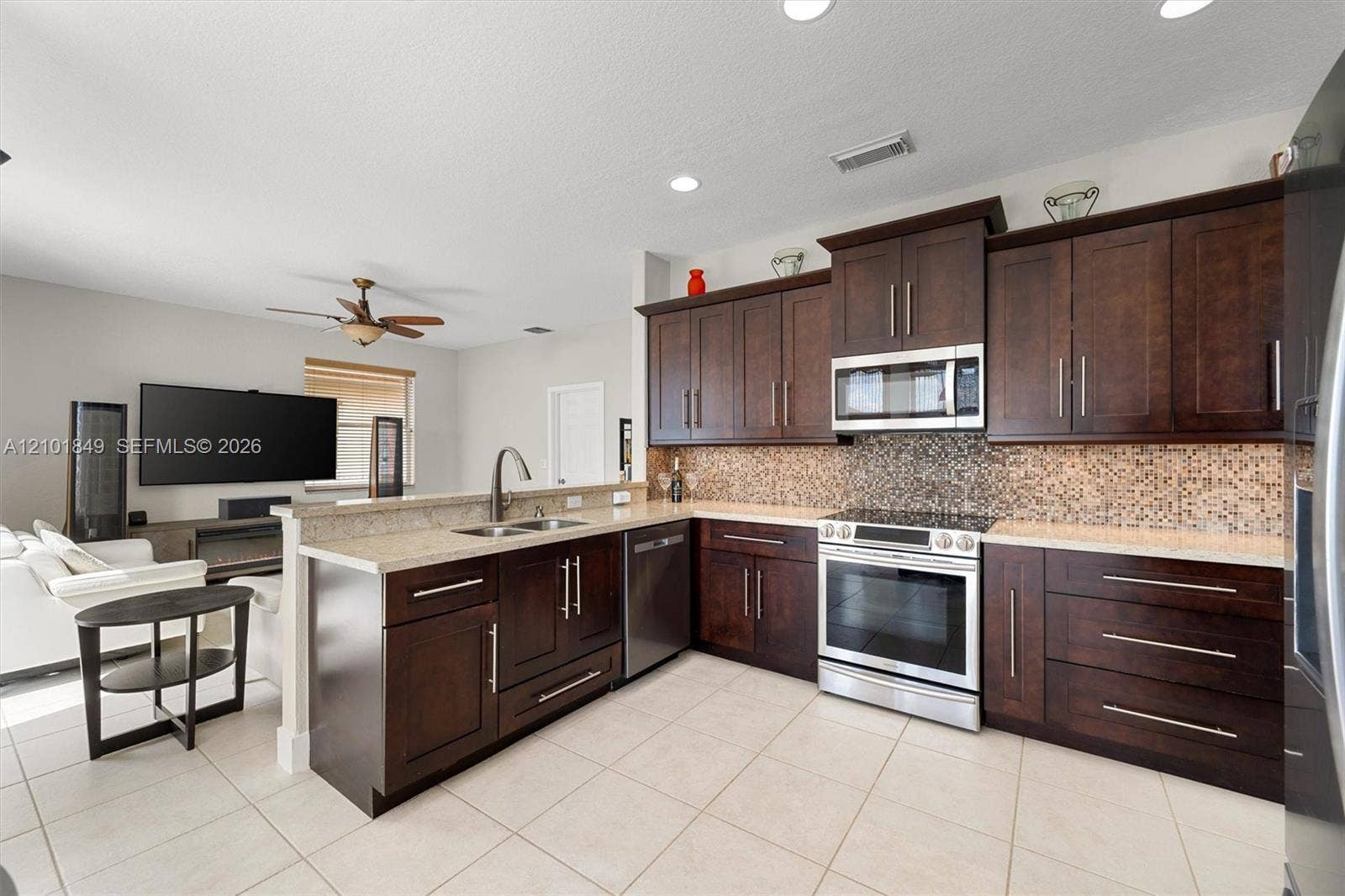 17426 NW 7th Street, Pembroke Pines, FL 33029 Photo 11