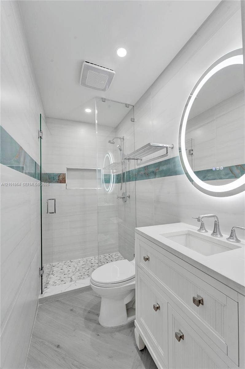 3744 NE 167th Street, #43, North Miami Beach, FL 33160 Photo 17