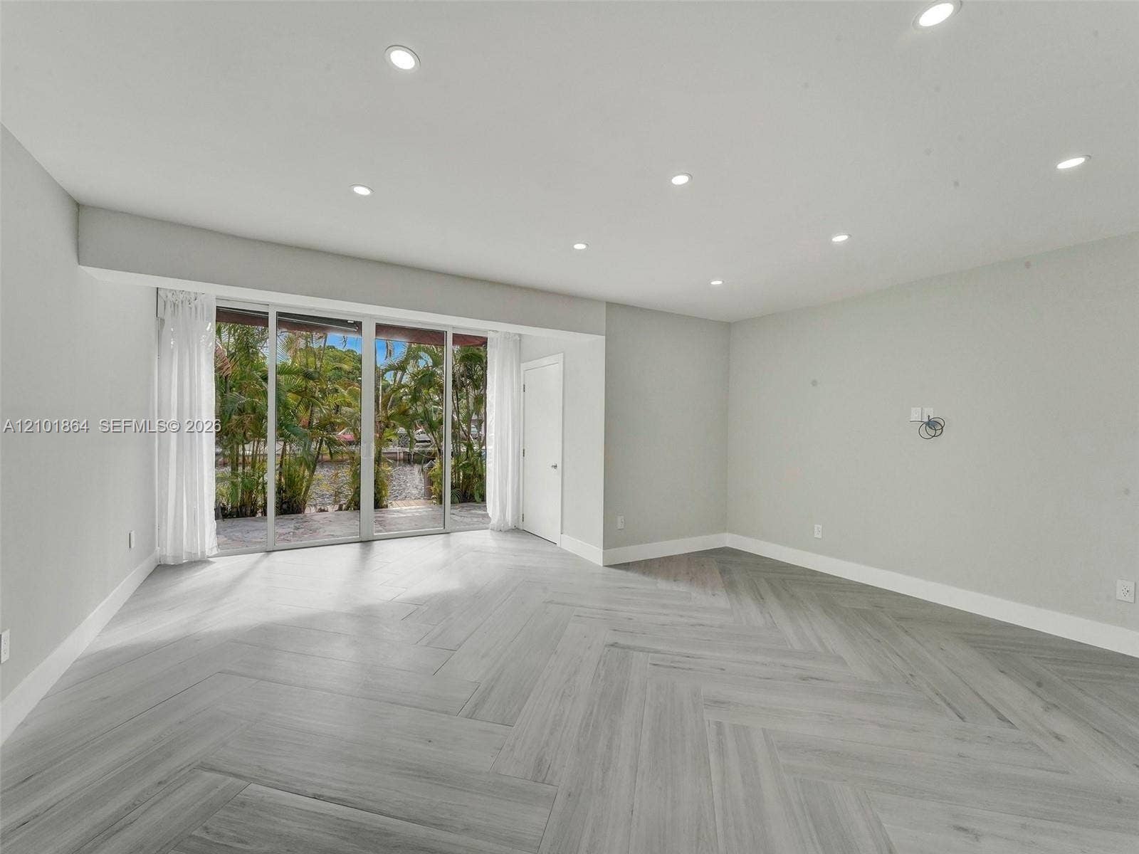 3744 NE 167th Street, #43, North Miami Beach, FL 33160 Photo 24
