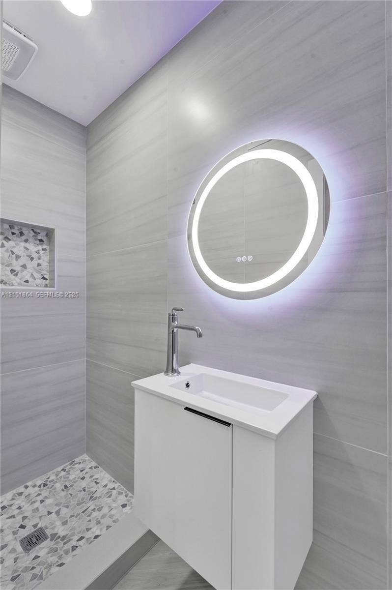 3744 NE 167th Street, #43, North Miami Beach, FL 33160 Photo 27