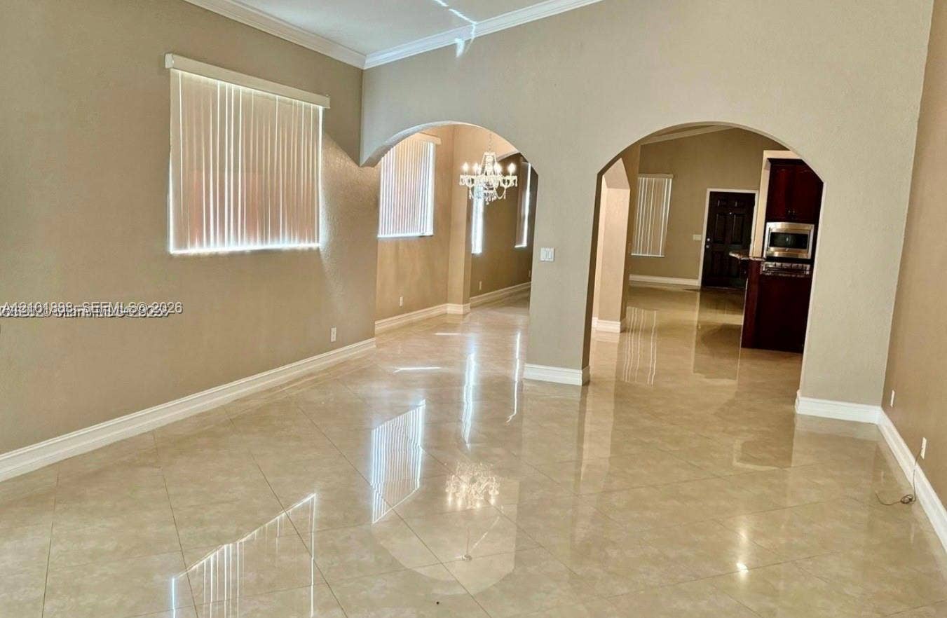 932 Falling Water Road, Weston, Weston, FL 33326 Photo 2