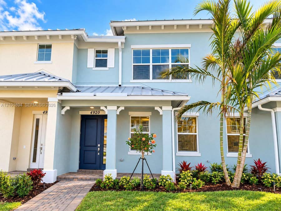 Property photo for 4920 Eucalyptus Drive, #3, Hollywood, FL