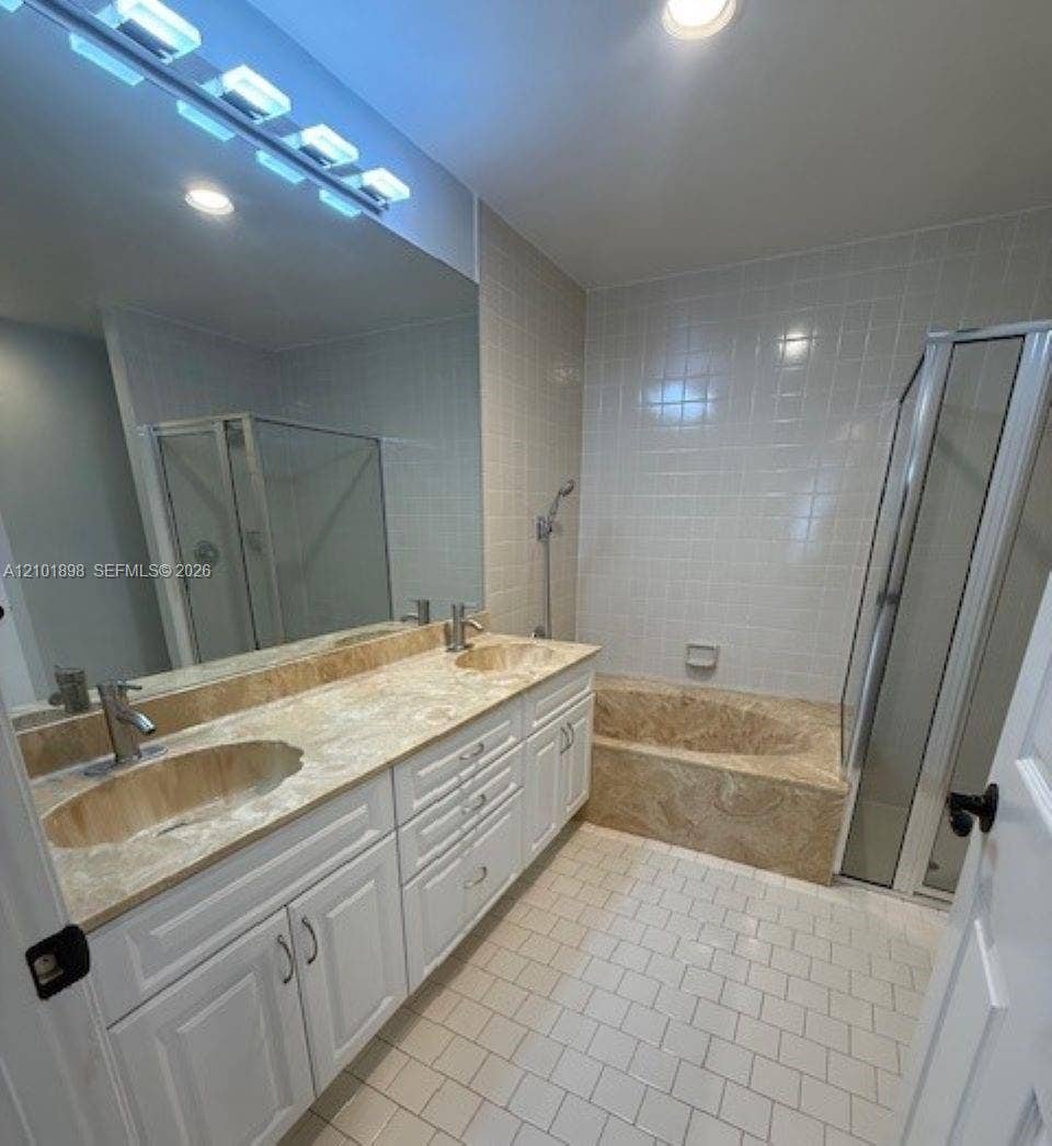 7860 Lexington Club Boulevard, #B, Delray Beach, Delray Beach, FL 33446 Photo 11