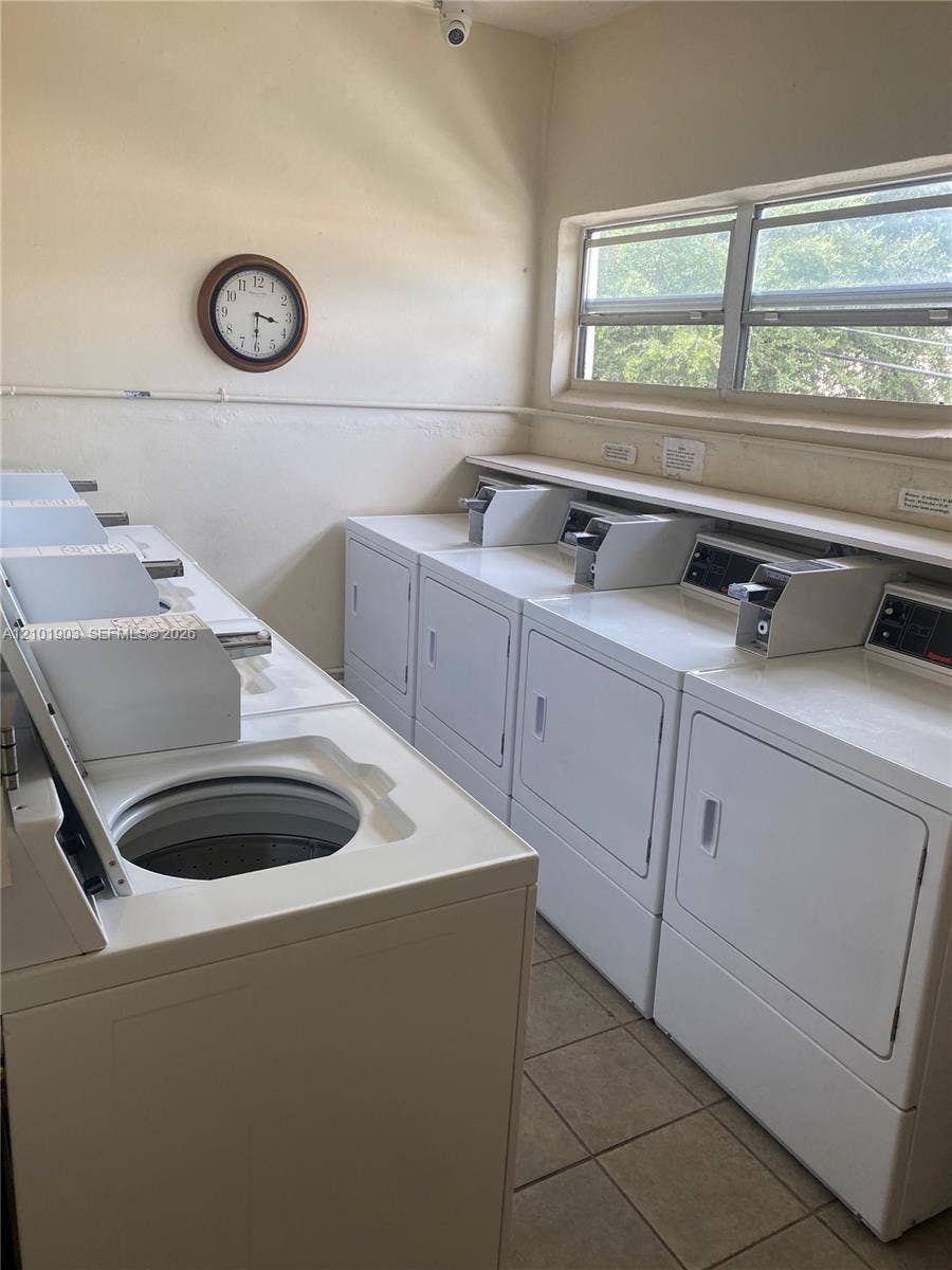 415 NE 2nd Street, #222, Hallandale Beach, Hallandale Beach, FL 33009 Photo 11