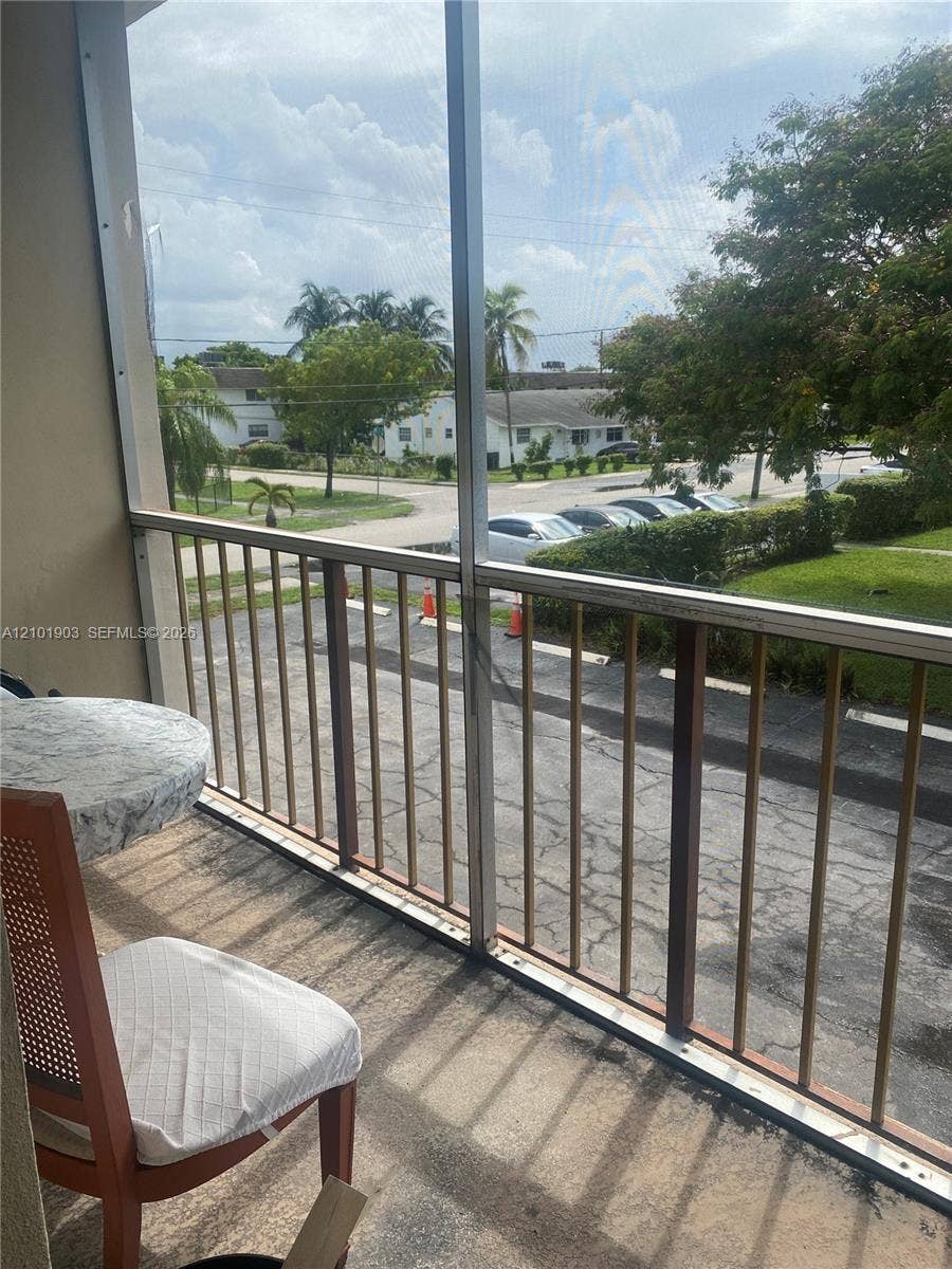 415 NE 2nd Street, #222, Hallandale Beach, Hallandale Beach, FL 33009 Photo 9
