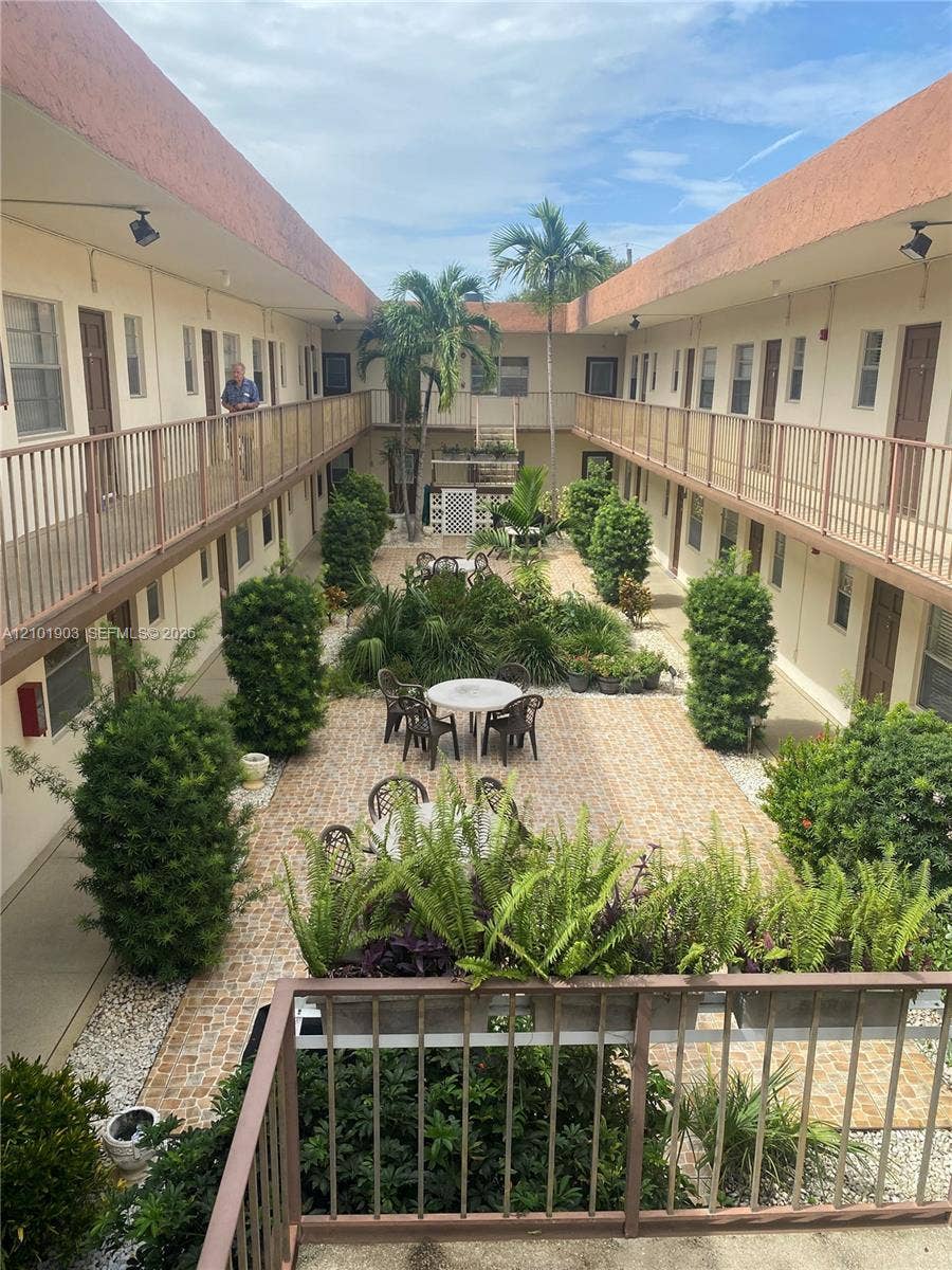 415 NE 2nd Street, #222, Hallandale Beach, Hallandale Beach, FL 33009 Photo 10