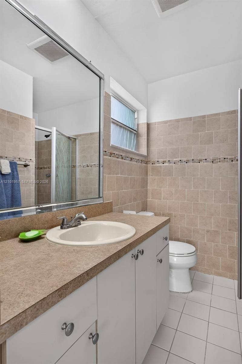 341 NW 25th Court, Pompano Beach, FL 33064 Photo 21