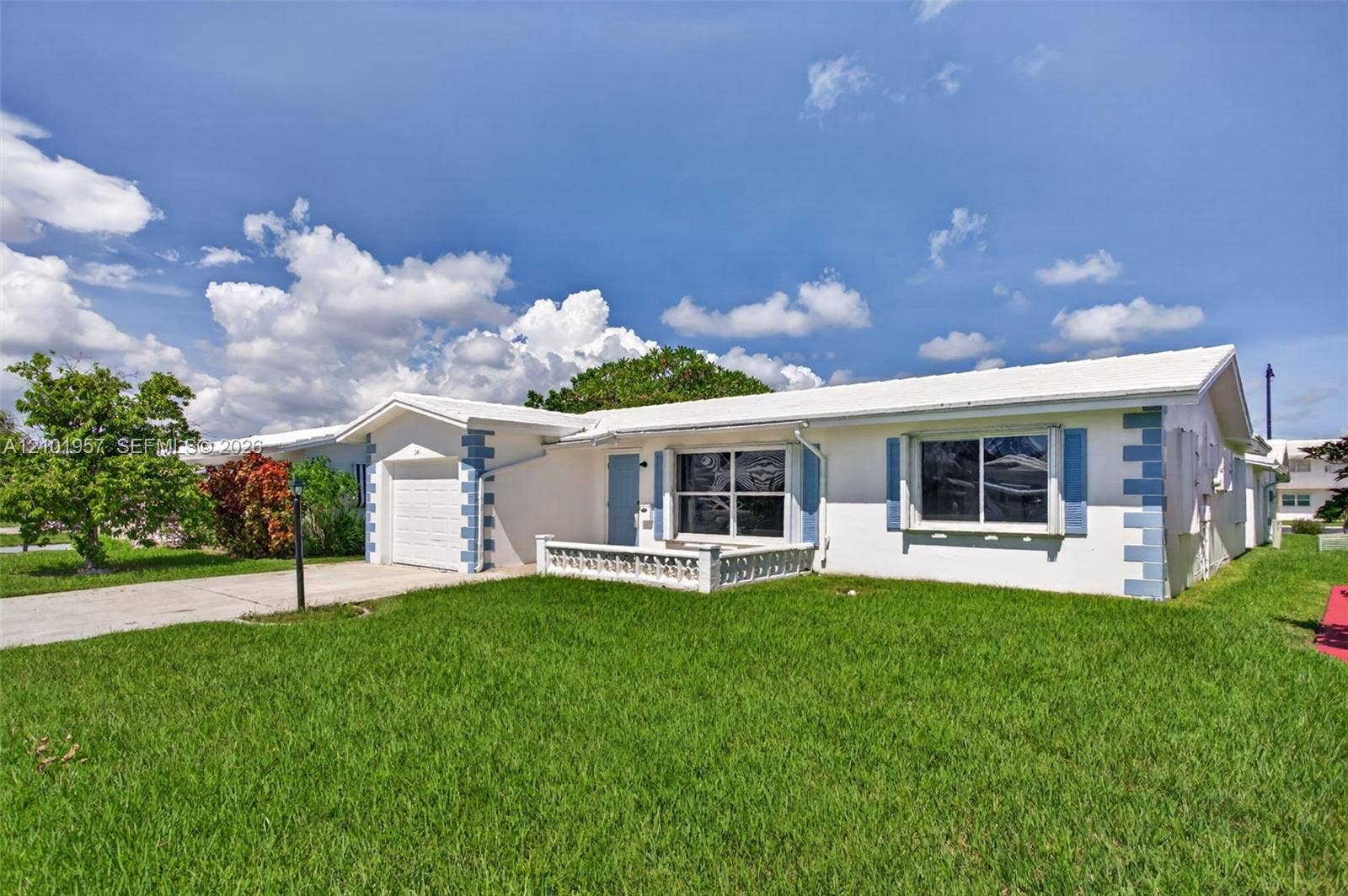 341 NW 25th Court, Pompano Beach, FL 33064 Photo 2
