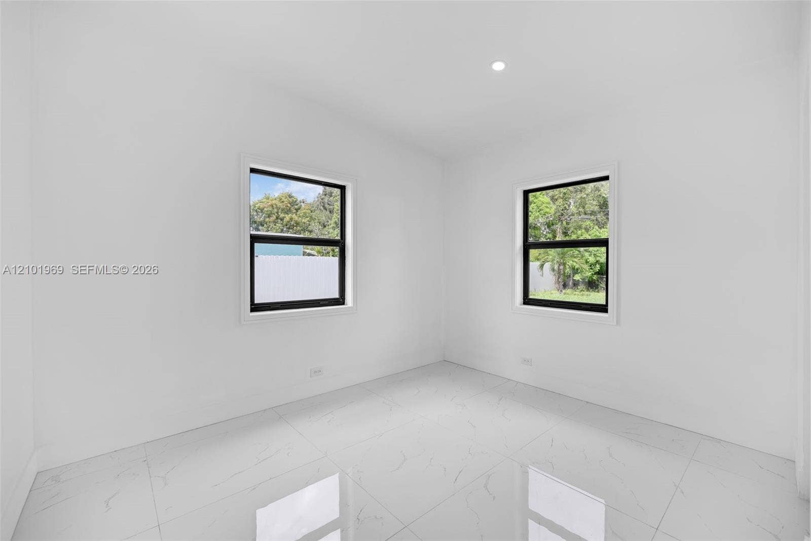 16410 NW 22nd Court, Miami Gardens, FL 33054 Photo 11