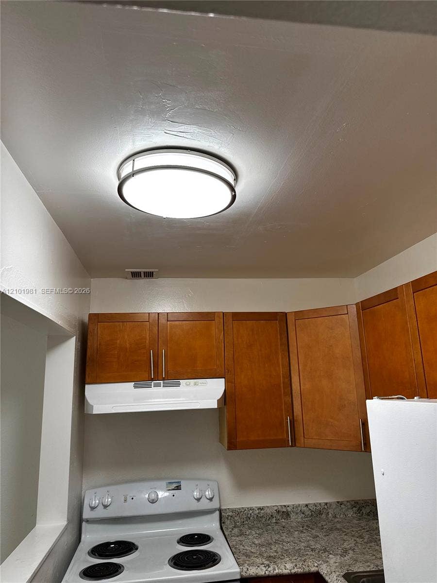 241 SE 9th Avenue, #203, Pompano Beach, Pompano Beach, FL 33060 Photo 4