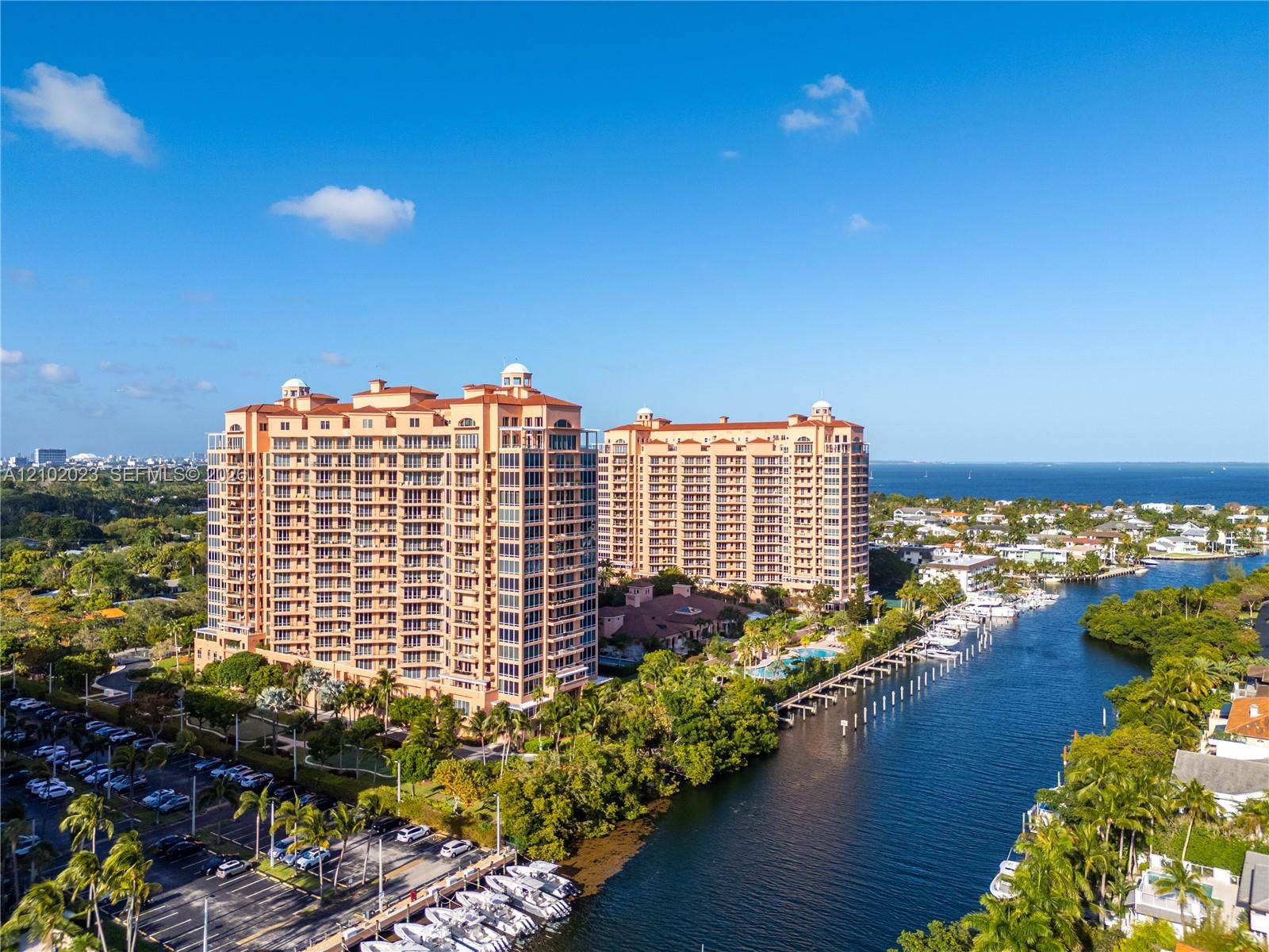 60 Edgewater Drive, #14E, Coral Gables, FL 33133 Photo 2