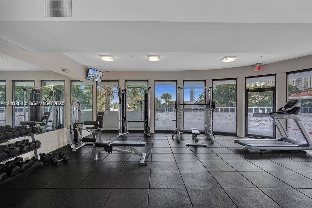 20505 E Country Club Drive, #1434, Aventura, FL 33180 Photo 22