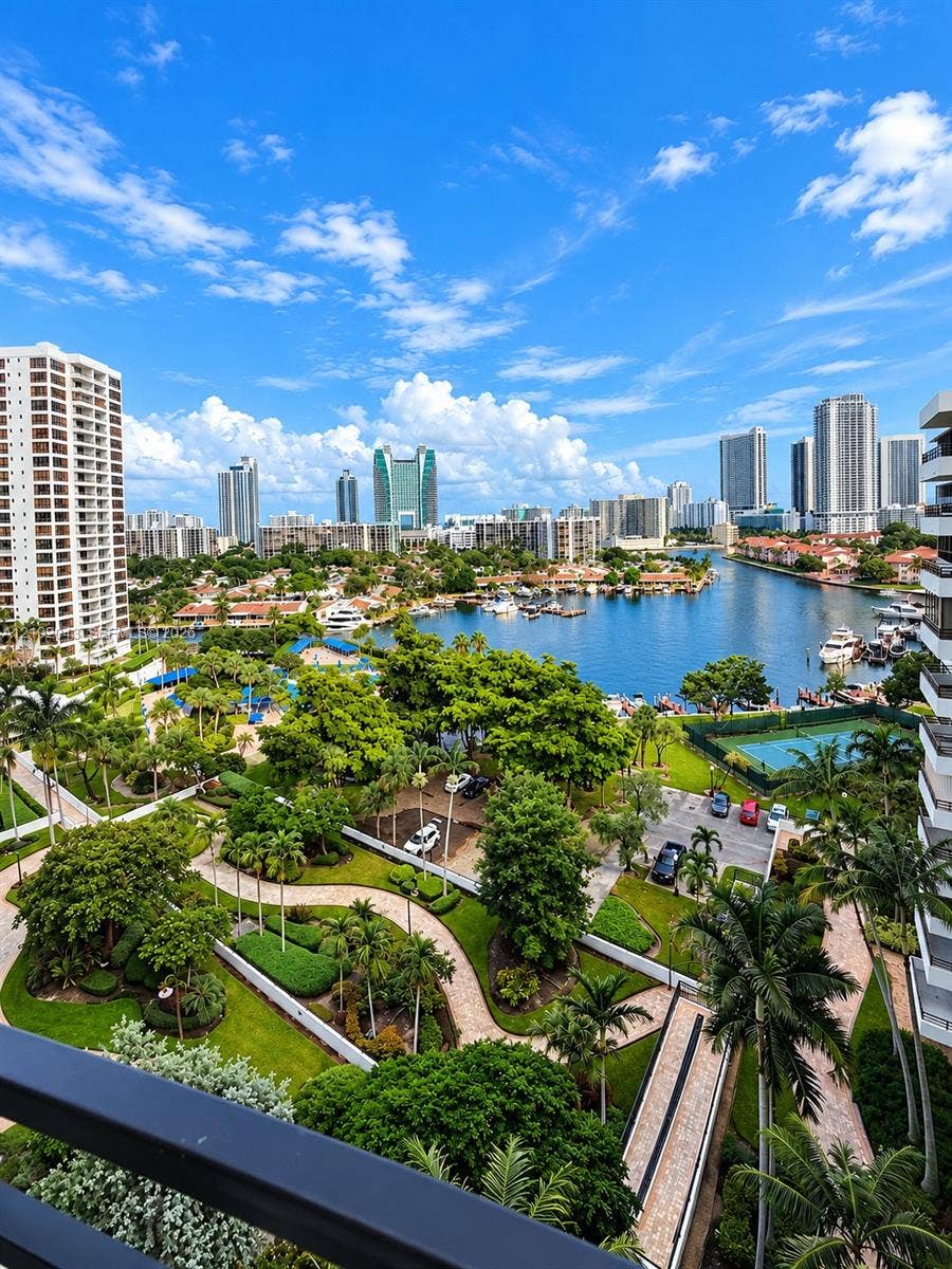500 Three Islands Boulevard, #801, Hallandale Beach, Hallandale Beach, FL 33009 Photo 2