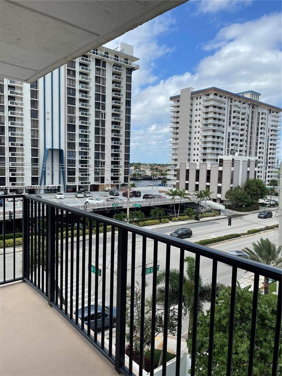 2101 S Ocean Drive, #405, Hollywood, Hollywood, FL 33019 Photo 15